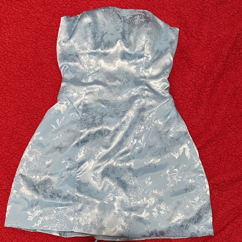 Elegant Strapless Blue Dress